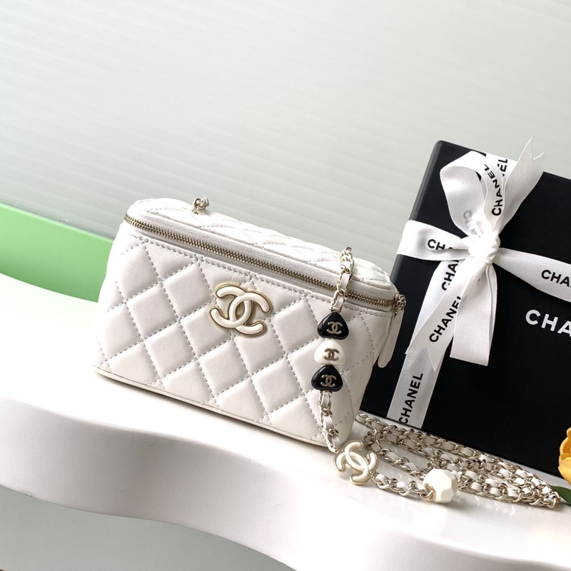 Ch**el cosmetic bags